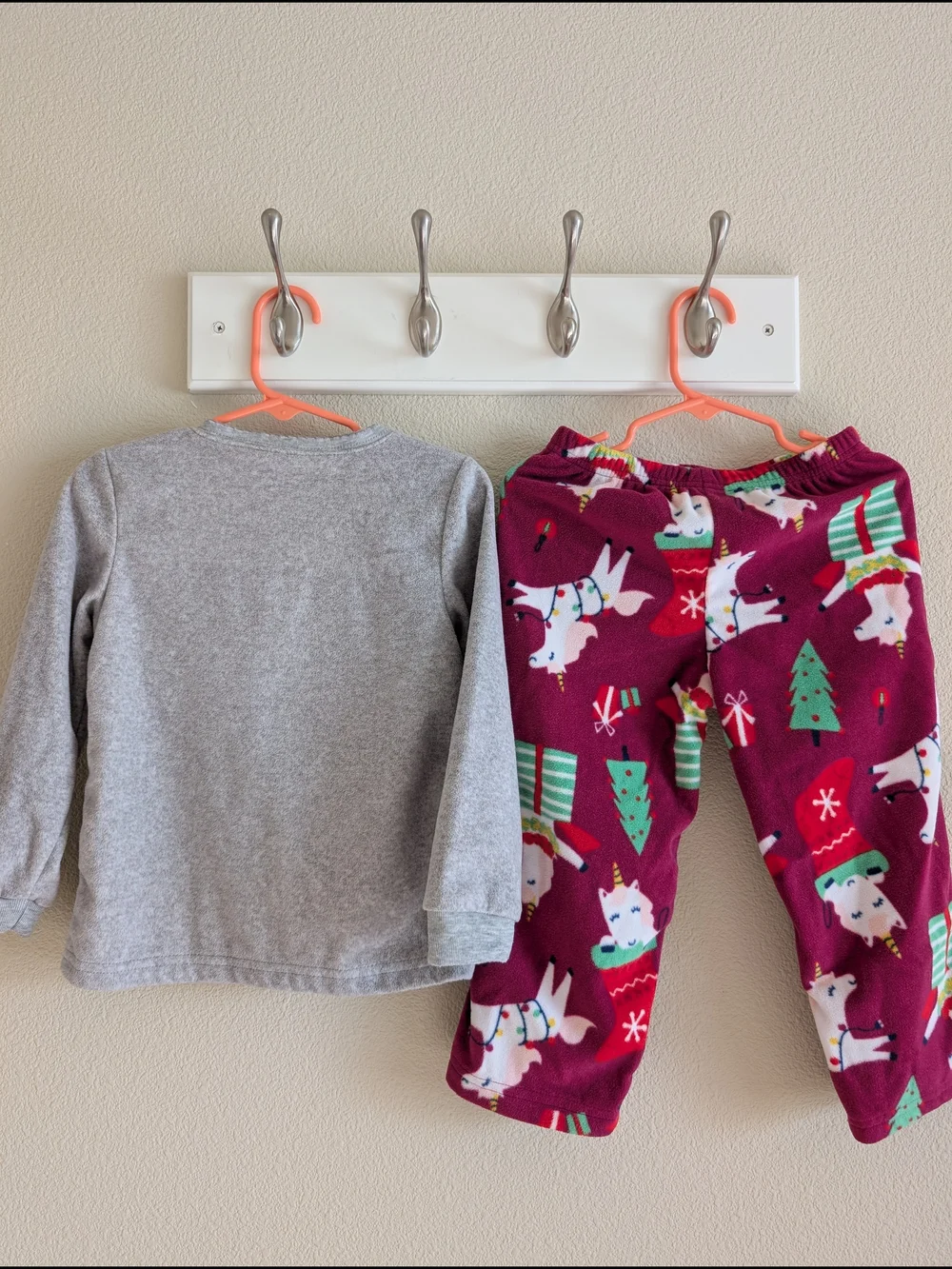 Girl's Unicorn Holiday Pajama Set 3T